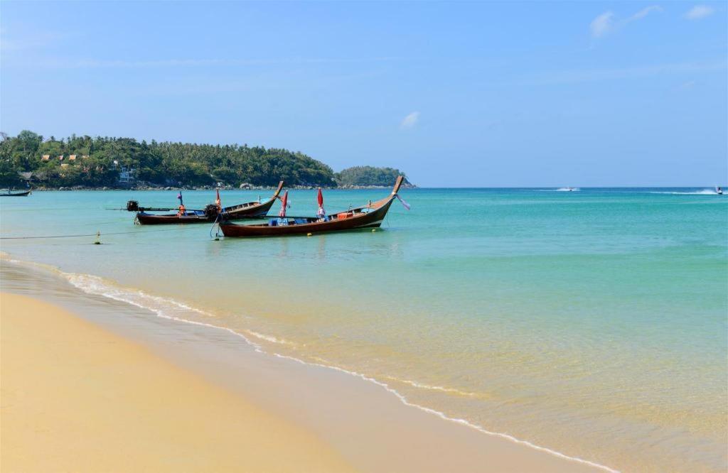 Triple Rund Place Hotel Patong Eksteriør billede